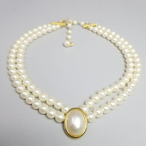 Vintage Liz Claiborne Faux Pearl Double Strand Torsade Necklace, Cream Gold Tone - Picture 8 of 8